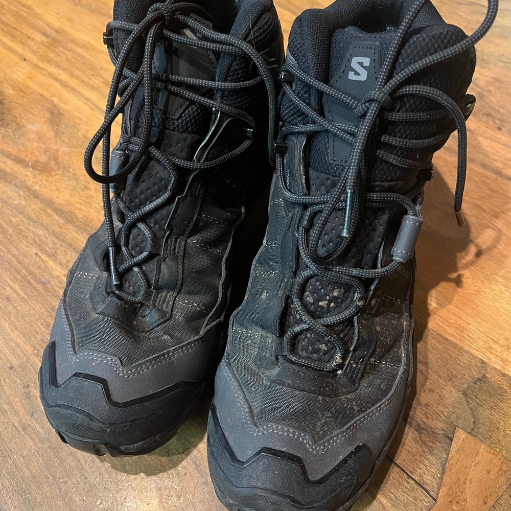 Mens Salomon X Ultra 4 hiking boots